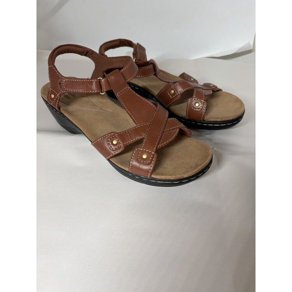 Clarks Hayla Flute Size 9 Brown Leather Comfort Wedge Sandals Ankle Strap